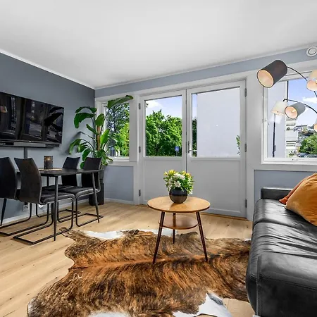 Sentral Og Nyoppusset Apartment *